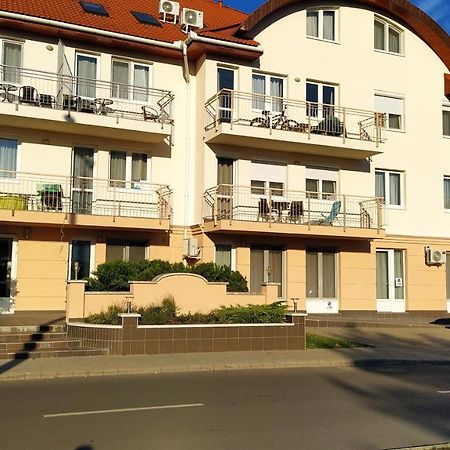 Gabi & Gabi Apartments Hajdúszoboszló Dış mekan fotoğraf
